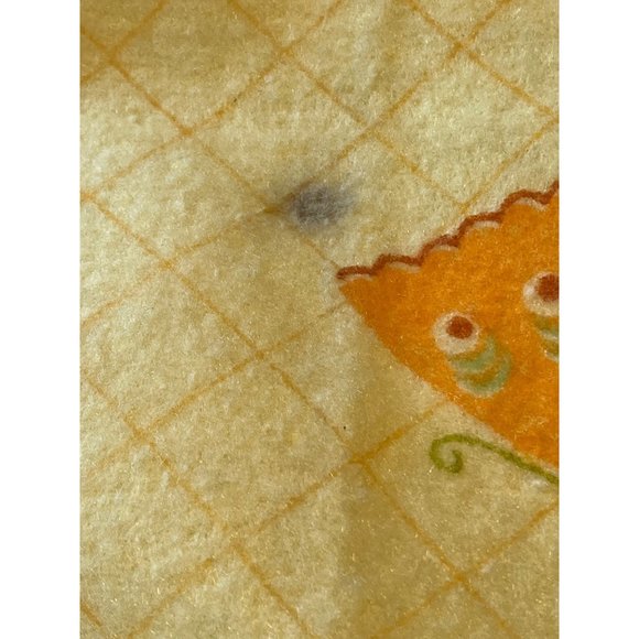 Vintage Lady Pepperell Polyester Butterfly Yellow Blanket Large Thick - Picture 10 of 12